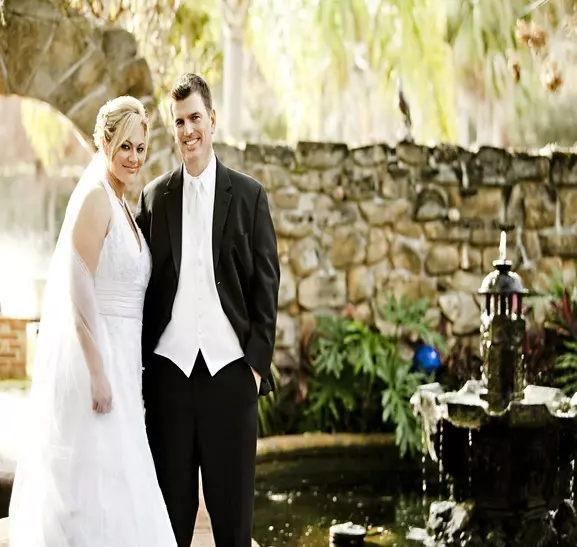 Casal em casamento