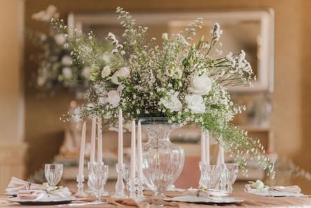 Decoração floral para festa de debutante